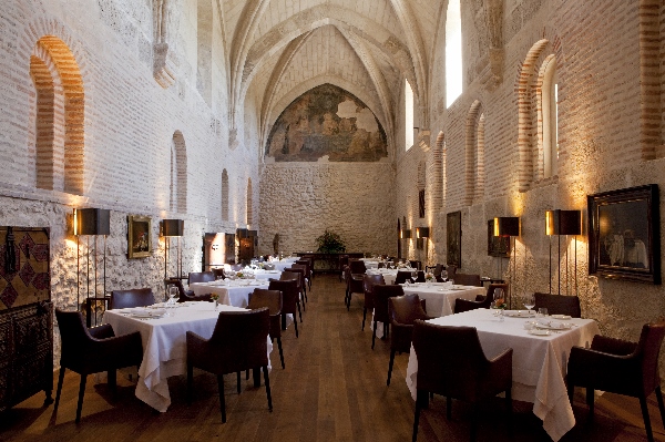 Abadía_Retuerta_visita_restaurante_hotel_LeDomaine_refetorio_abadía